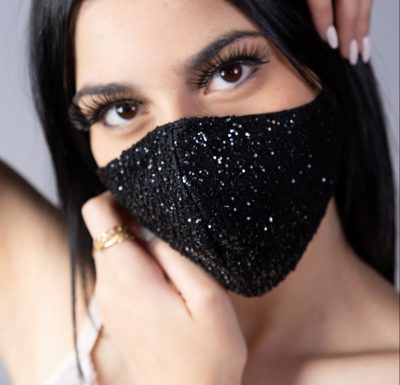 Máscara preta glitter - Atelier Fernanda Baião Alta 